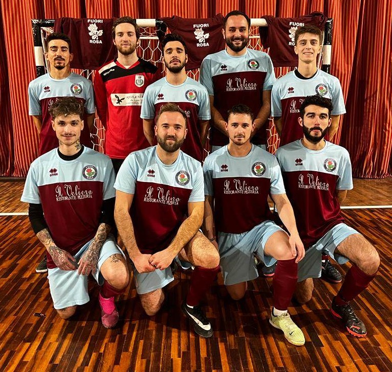 club kit photo